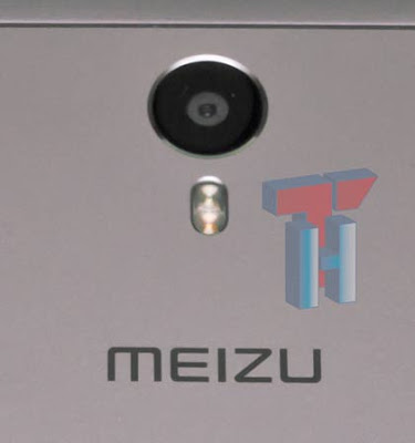 En la foto se puede apreciar lacámara principal y flash del Maizu m3 Note.