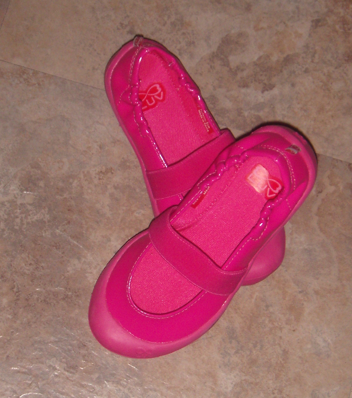 Mommie of 2: Luv Footwear Review and #Giveaway 8/5 CLOSED