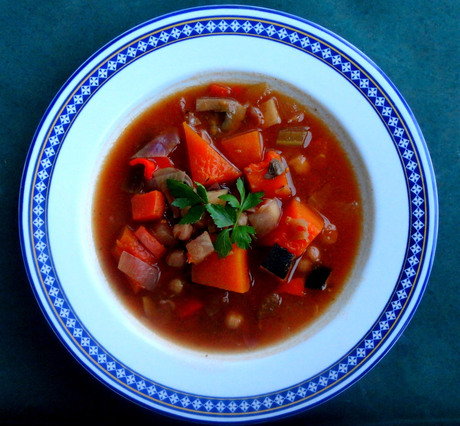 The Suburban Hippie - she&amp;#39;s one resourceful cookie: Vegetable Soup with ...