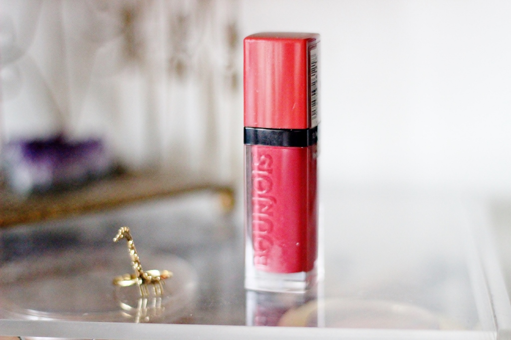 Bourjois Rouge Edition Velvet in Beau Brun 12 review and swatch