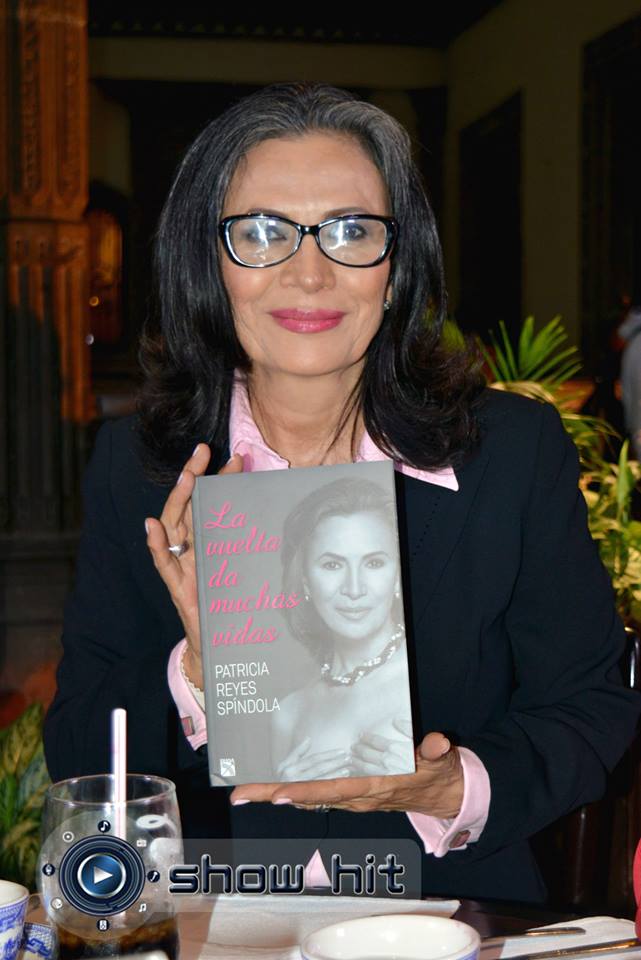 show hit: Patricia Reyes Spíndola “La vuelta da muchas vidas”