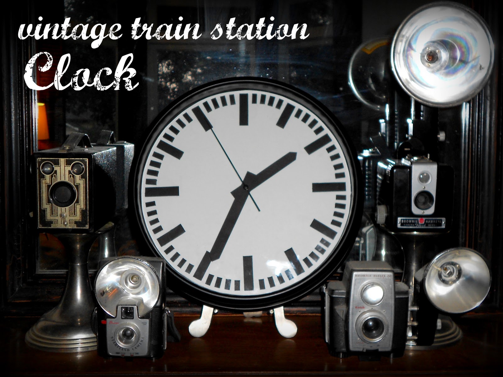 DIY Restoration Hardware Style Vintage Train Station Clock DIY