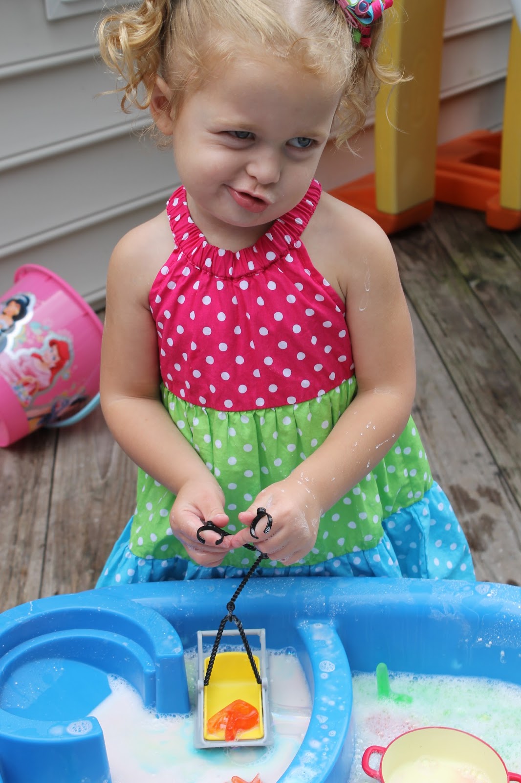 Momma's Fun World: Bubble goop letter learning