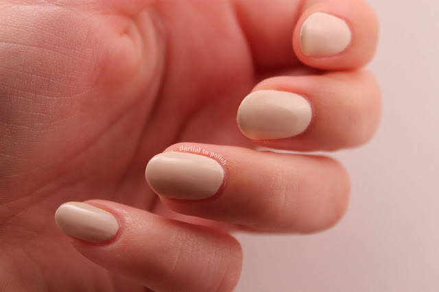 OPI My Vampire is Buff