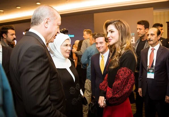 Queen Rania met with Turkish President Recep Tayyip Erdogan and First Lady Emine Erdogan at Swiss Hotel The Bosphorus in Istanbul