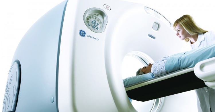 INTRUMENCION Y EQUIPOS DE MEDICINA NUCLEAR Y RADIOTERAPIA: PET-CT