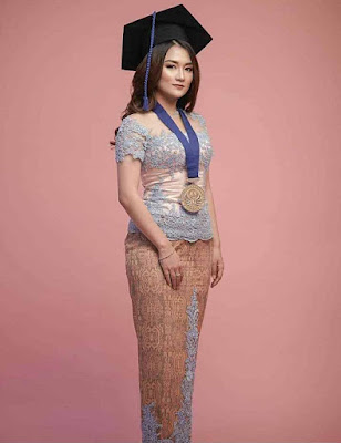 model kebaya wisuda modern terbaru model kebaya wisuda modern terbaru