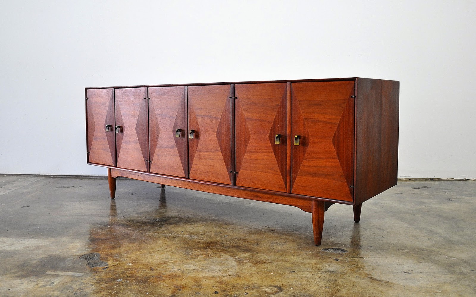 SELECT MODERN Ramseur Credenza, Bar, Buffet, Sideboard or Media Console