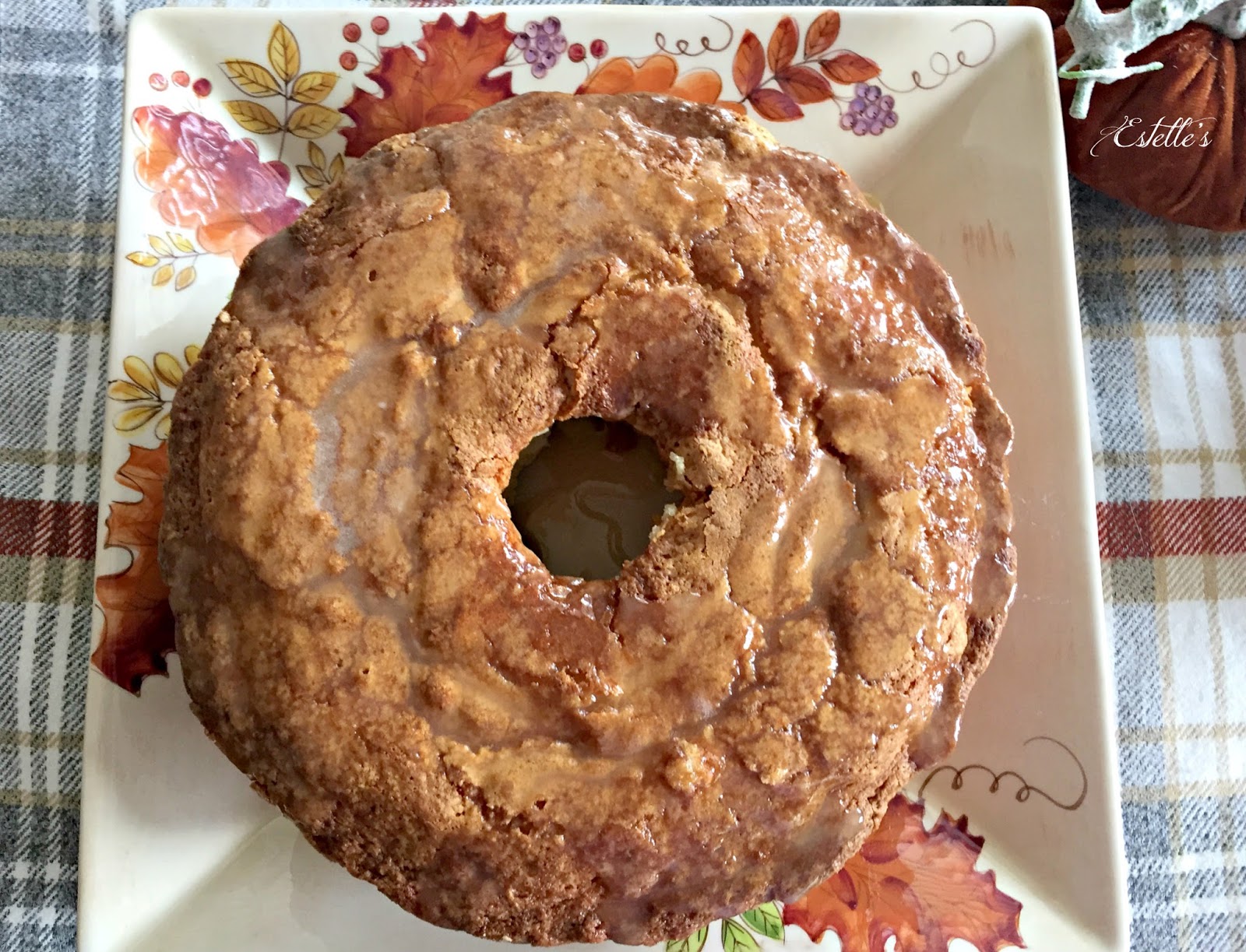 Estelle's THANKSGIVING SOUTHERN FARE....THE BUTTERMILK SOUR CREAM POUND CAKE