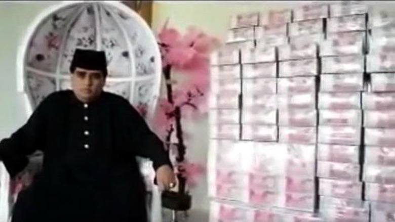 Dimas Kanjeng Ajari Pengikutnya Untuk Mengaku Tuhan Dan Amalkan Sholawat Fulus Ini Isi Sholawatnya
