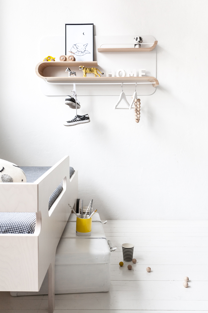 modern minimalism for children - Rafa-kids new shelf L