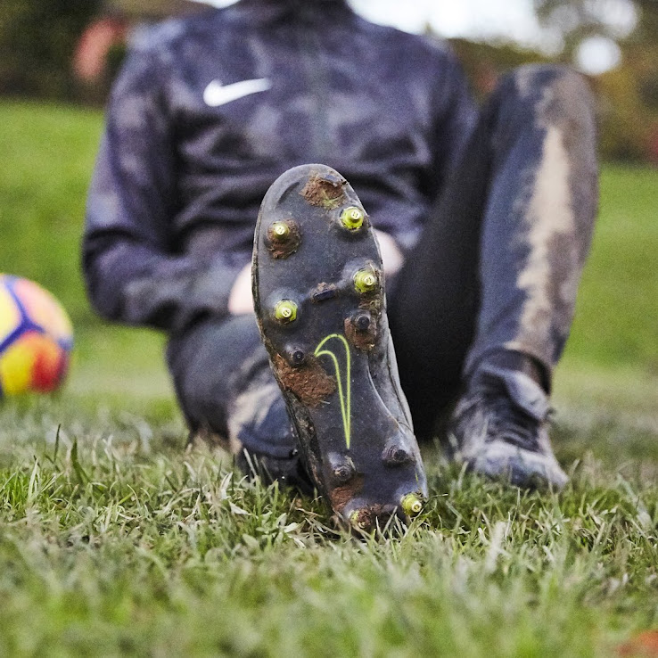 In Detail Nike AntiClog Boots Technology What is It, How Good Does It Work and How Much