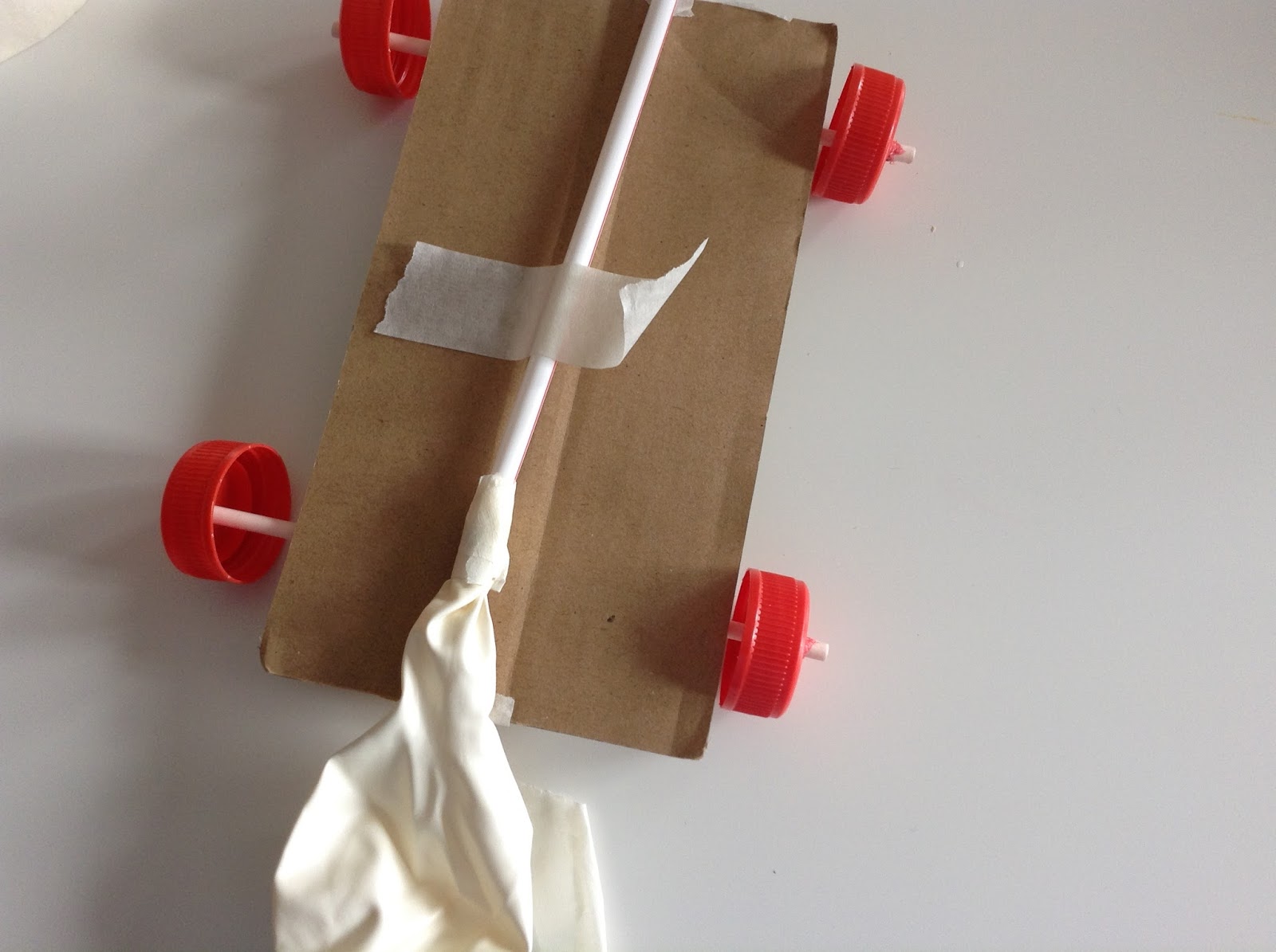 TeacherMomPlus3 Balloon Powered Mars Rover