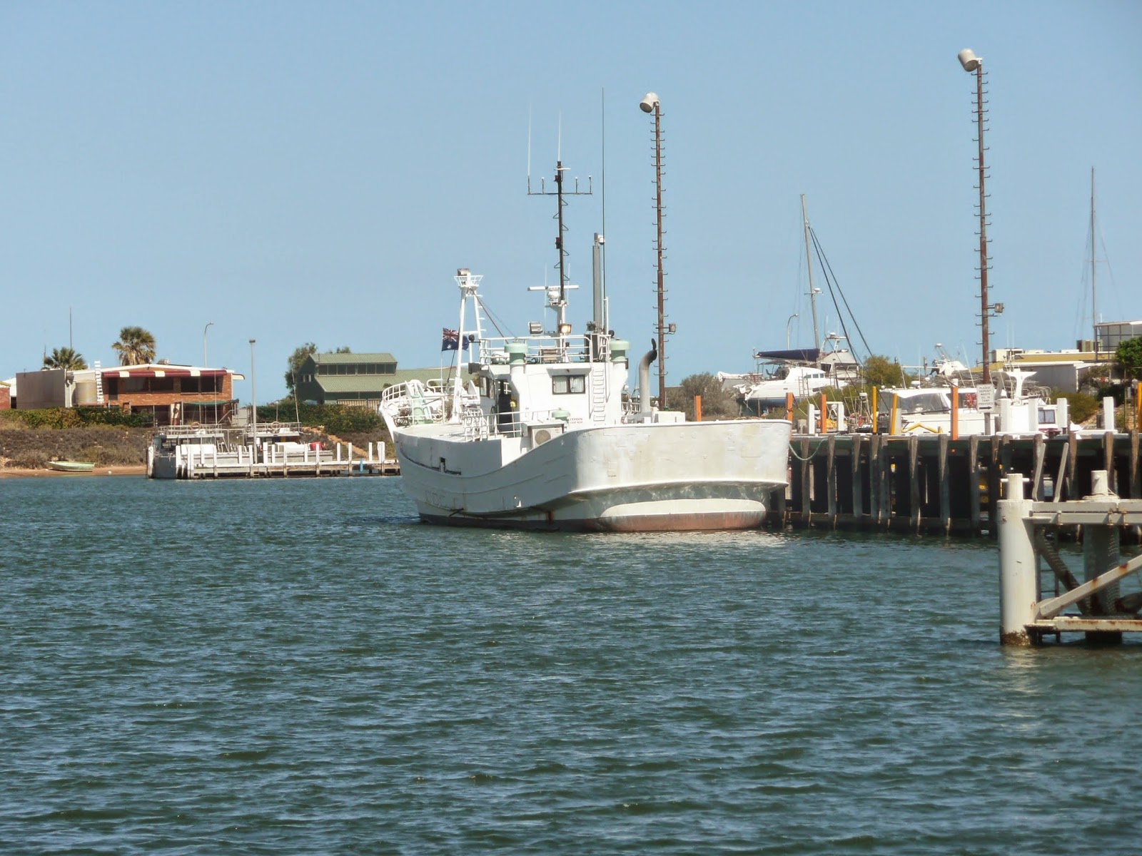 MobileMarshies CARNARVON THE BOAT HARBOUR (AUGUST 2014)
