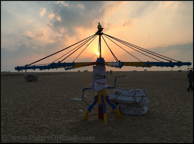 Marina of Madras - Sunrise over an urban Beach