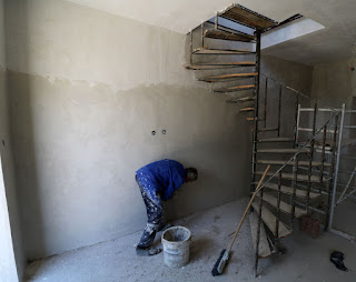 Sally finally nears the end of his epic plastering task Sally finally nears the end of his epic plastering task