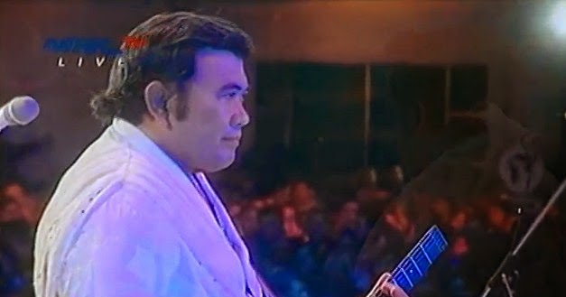 Lirik dan Kord Kunci Gitar Bunga Desa Rhoma Irama Lirik dan Kord Kunci Gitar Bunga Desa Rhoma Irama