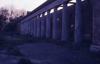 Colonnade 1986