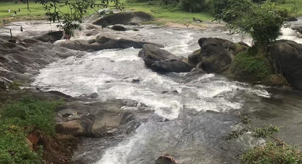 KAKKAYAM DAM CALICUT KAKKAYAM VALLEY KARIYATHAN PARA DAMS NEAR