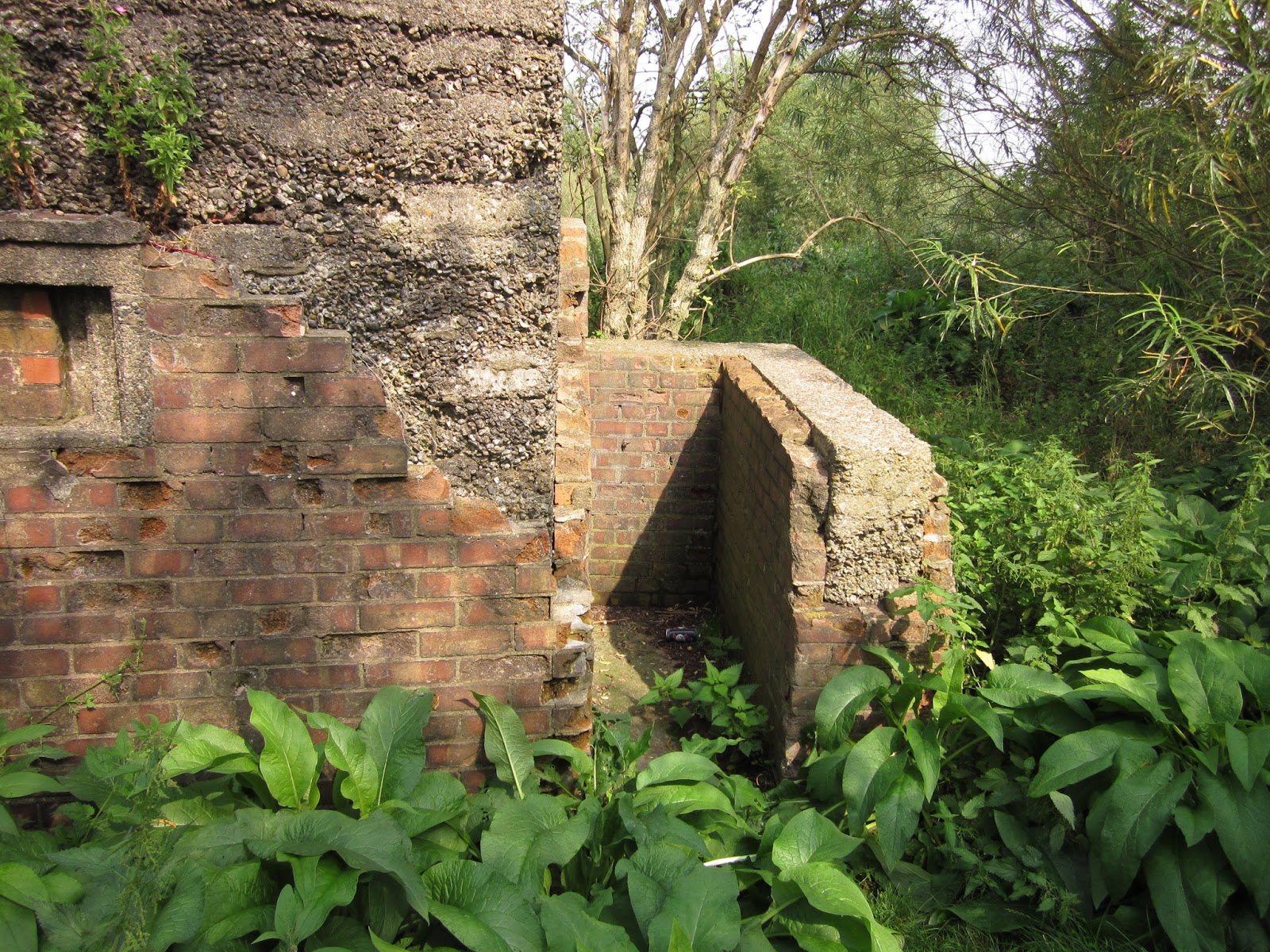 ultravanillasmurf-pillboxes