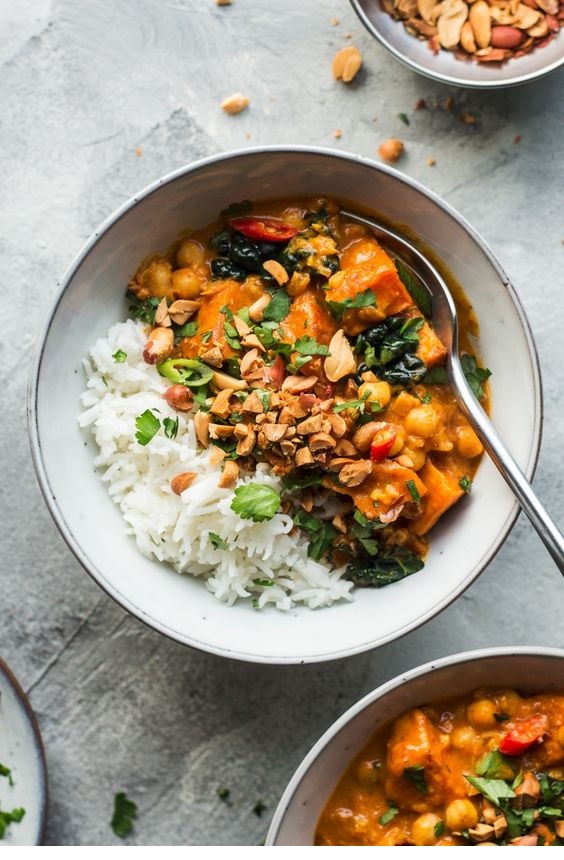 Vegan Peanut Curry With Sweet Potato