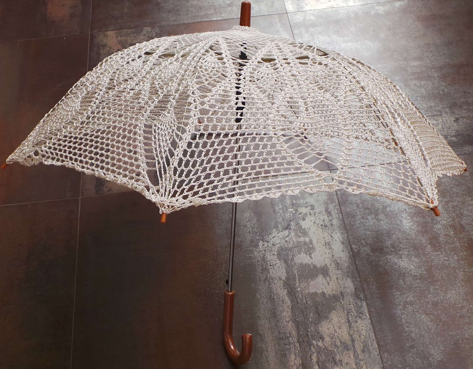 Sweet Nothings Crochet STUNNINGLY SUPERB UMBRELLA