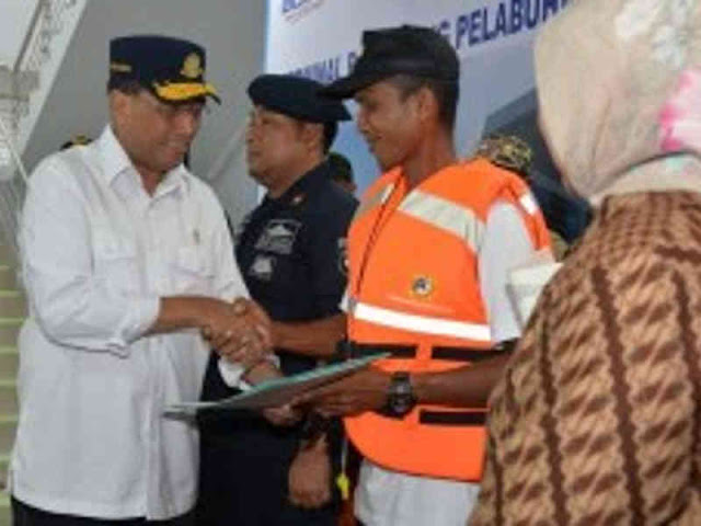 Budi Karya Sumadi Imbau Kapal Penumpang Tak Muat Lebih Kapasitas Budi Karya Sumadi Imbau Kapal Penumpang Tak Muat Lebih Kapasitas