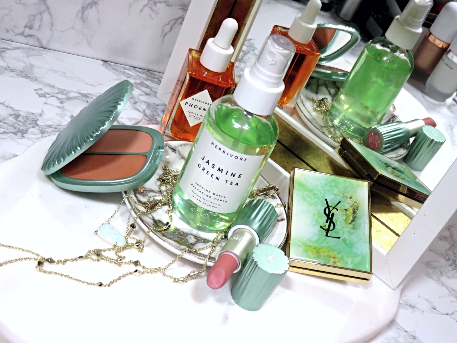  Review Herbivore Jasmine Green Tea Balancing Toner PRETTY IS MY