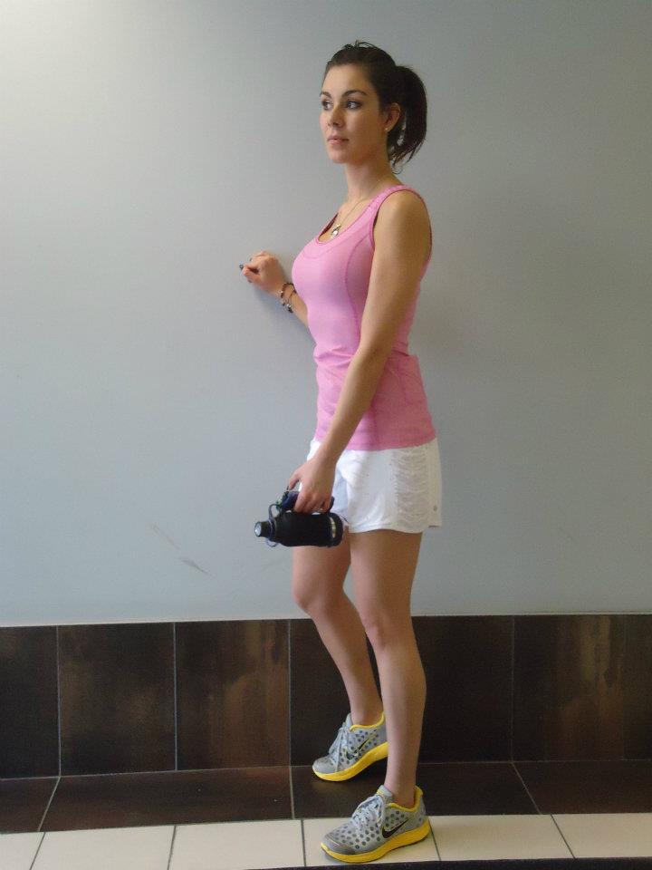 white lulu shorts
