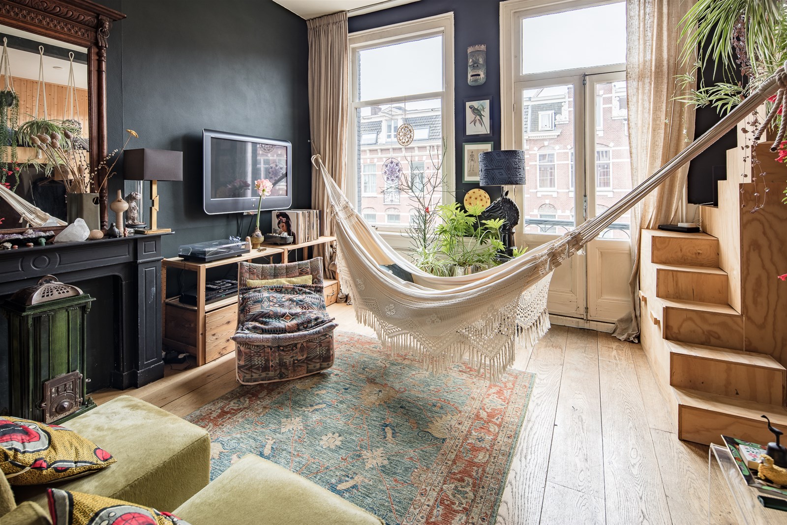 decordemon: A Cozy Bohemian Apartment in Amsterdam