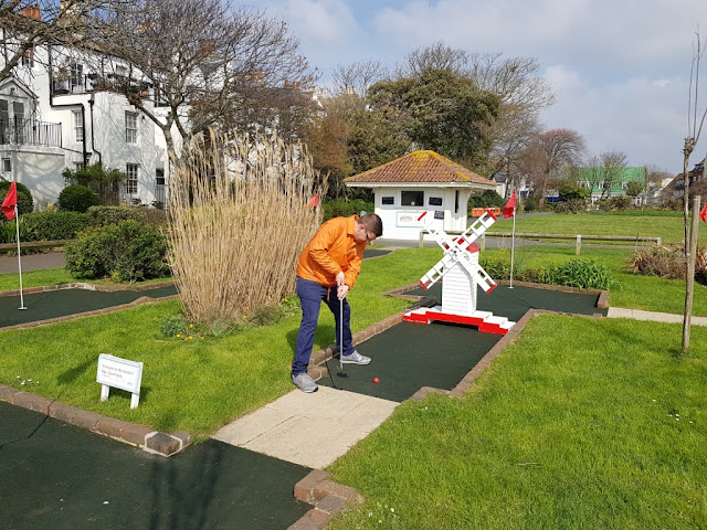 Splash Point Mini Golf in Denton Gardens, Worthing Splash Point Mini Golf in Denton Gardens, Worthing
