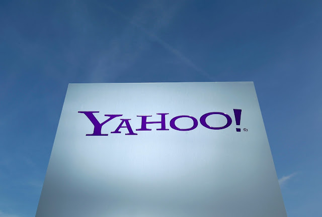 Yahoo Logo Yahoo Logo