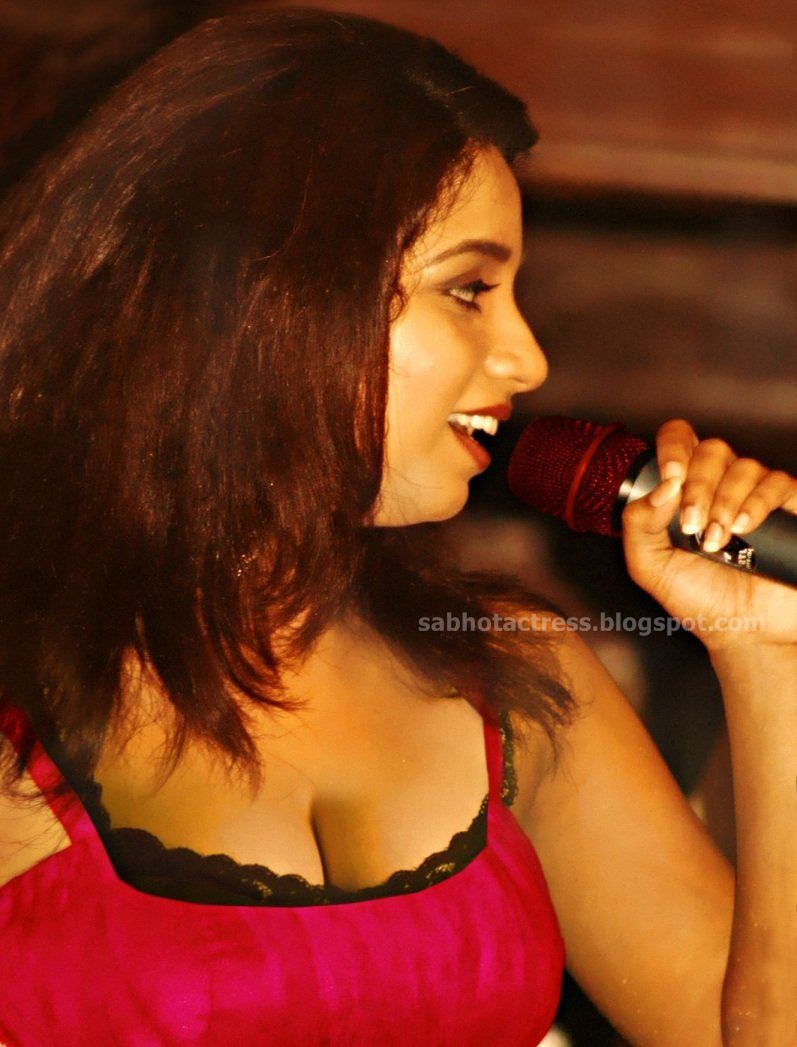 797px x 1047px - Singer Shreya Ghoshal Hot Sexy Spicy Bikini Cute Unseen Rare photos,Stills, images,Wallpapers