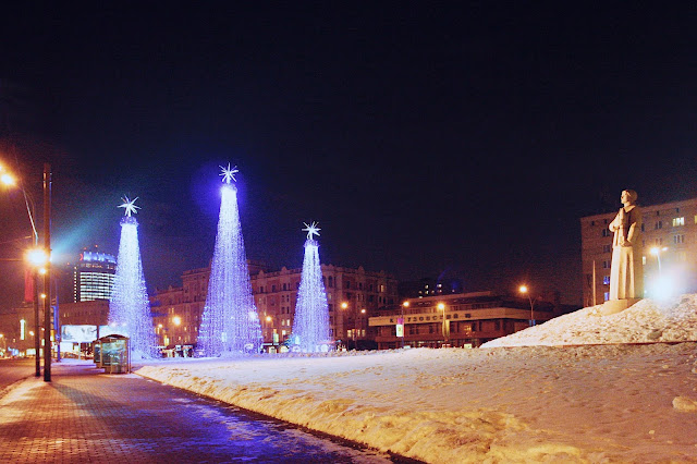 Большая Дорогомиловская улица, Кутузовский проспект, новогодние елки