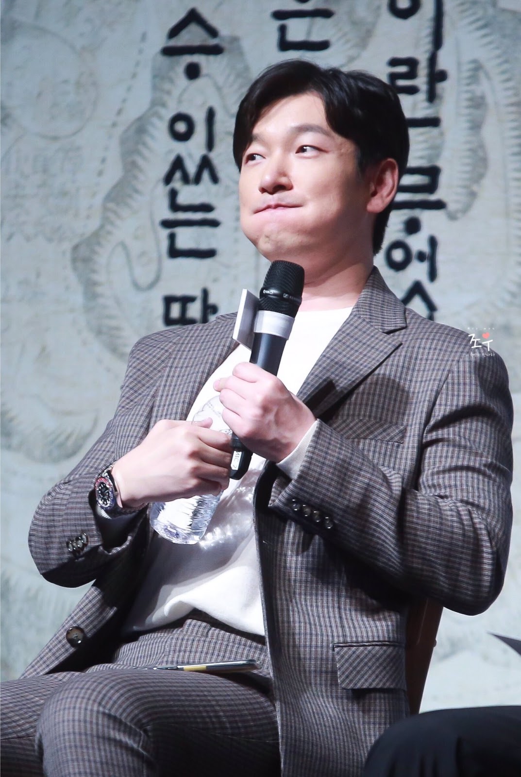 8D8B6EDE-A921-429C-B8F9-1606E9583AA6.jpe