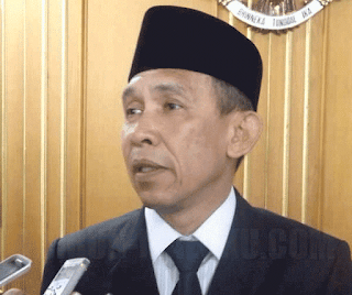 Gubernur Maluku, Said Assagaff memaparkan program pengembangan peternakan di provinsi tersebut di hadapan mahasiswa Fakultas Peternakan Universitas Hasanudin (Unhas), Makassar, Sulawesi Selatan.