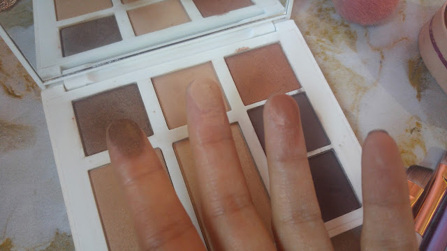 The Pink Ellys Natural Eyeshadow Palette The Pink Ellys Natural Eyeshadow Palette