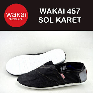 Sepatu Wakai Wanita dan Wakai Pria Sepatu Wakai Wanita dan Wakai Pria