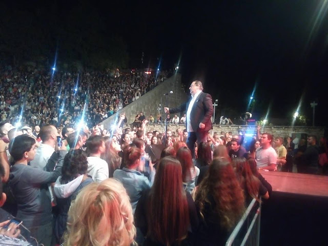 Γιάννενα: 40 Χρόνια Βασίλης Καρράς... Νύχτα ..Ξελογιάστρα .. Και Αξέχαστη !!