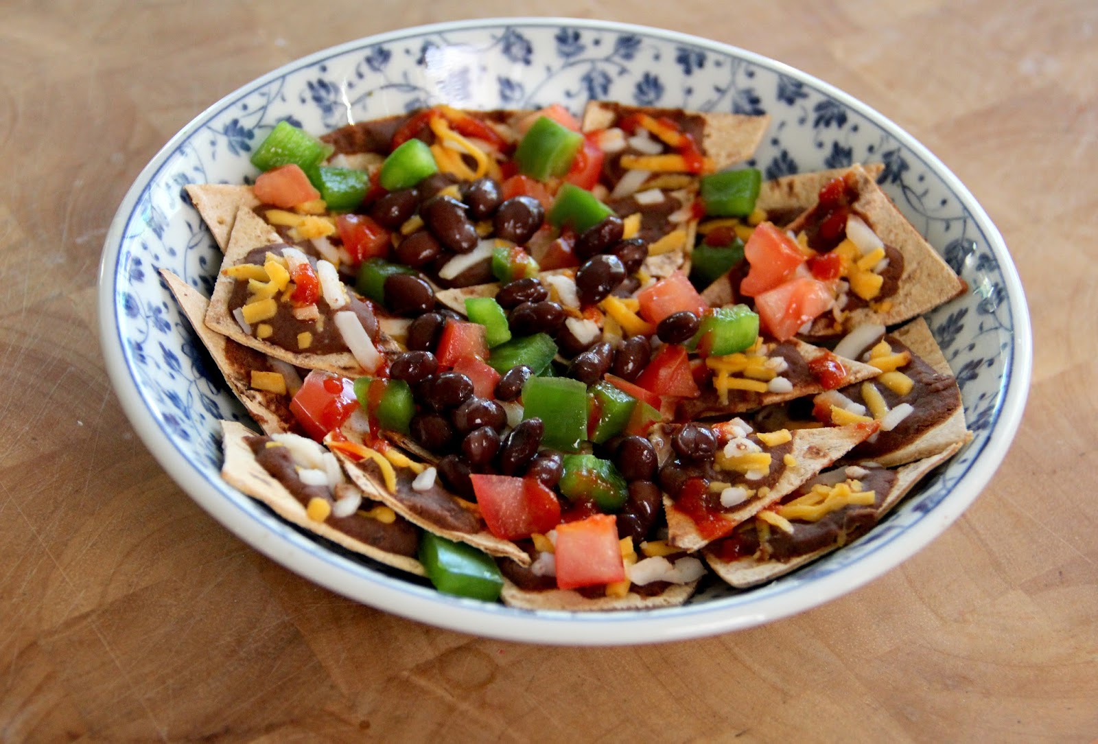 Little Miss Haute Couture Flatbread Nachos {Flatout Recipe}