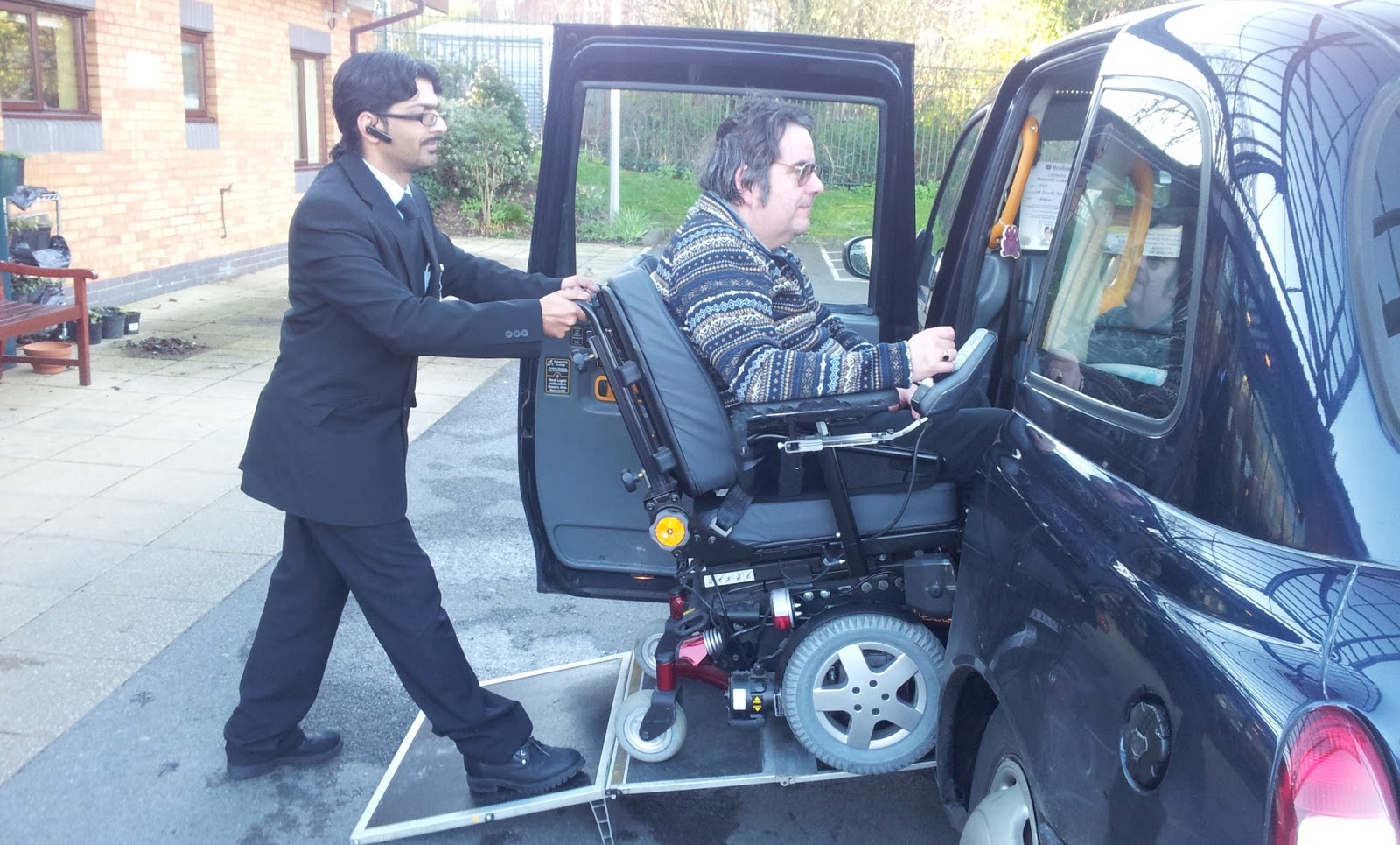 Airport Travels Reading Different Types Of Taxi Services in Berkshire