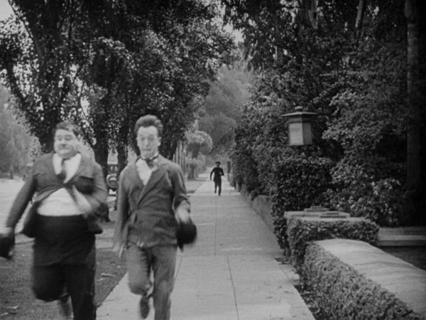120924082906_another_fine_mess__07__-_oliver_hardy__stan_laurel___harry_bernard.jpg