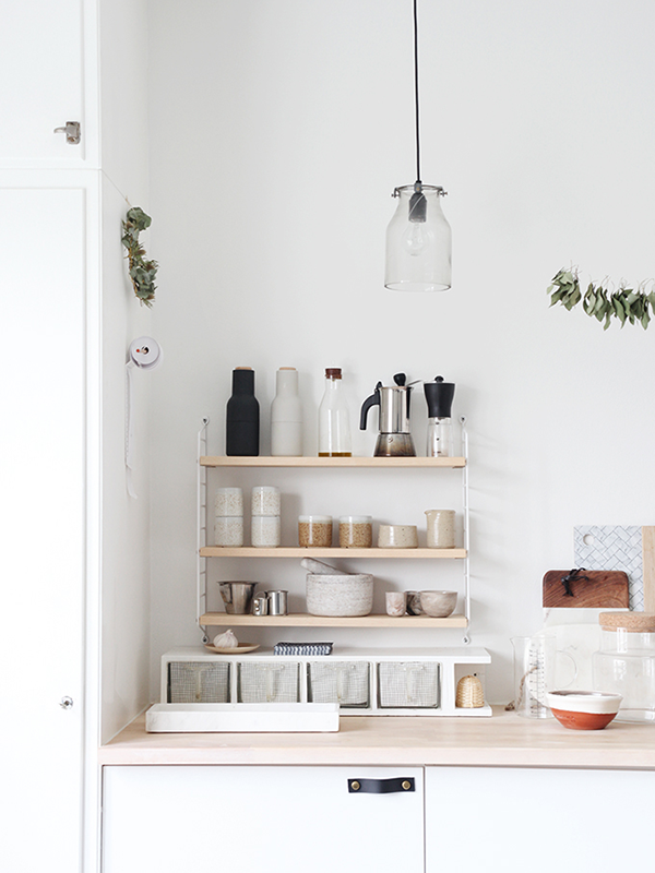 10 compositions pour enluminer votre cuisine blanche. | Project Inside