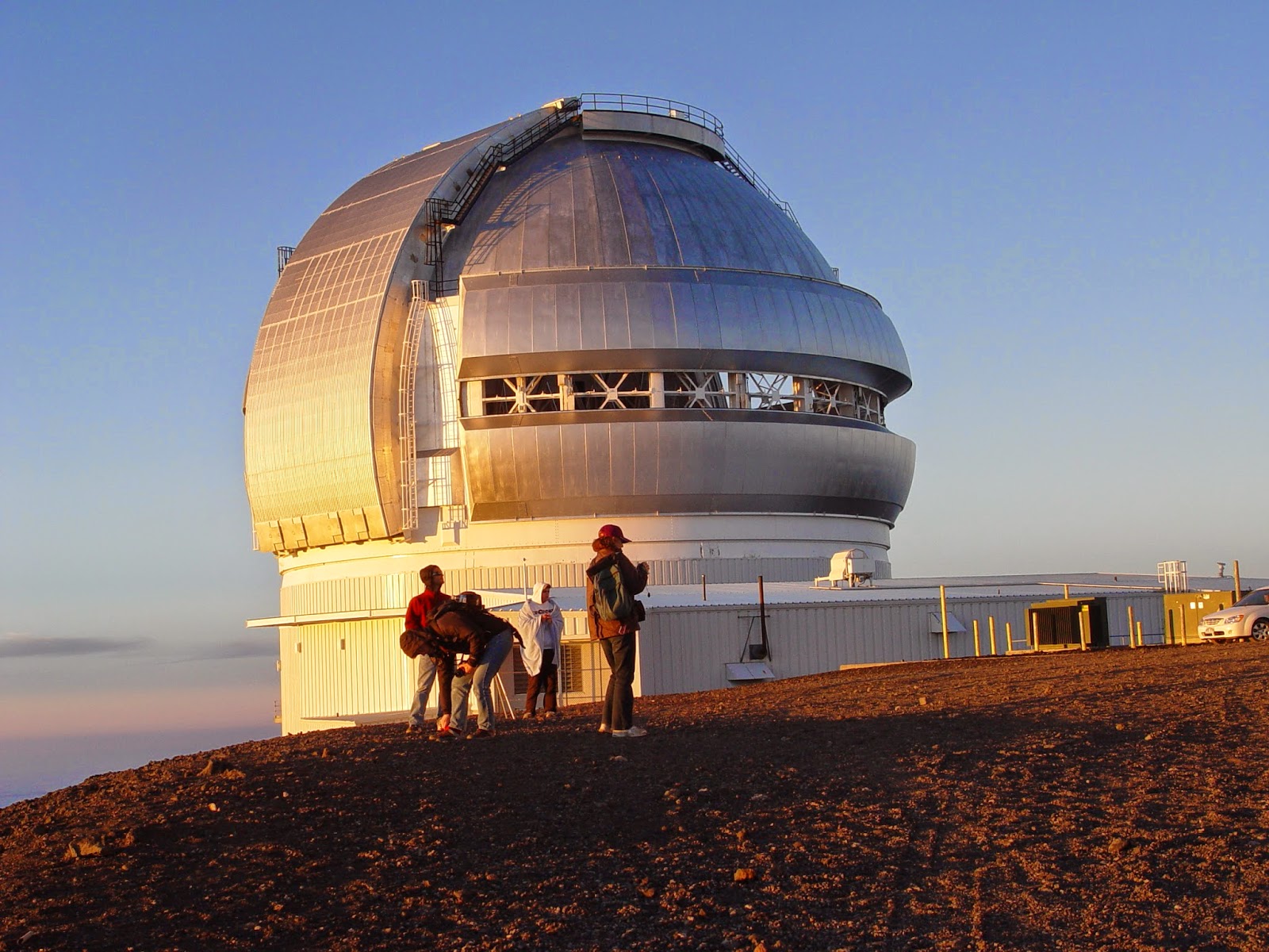 Science online Observing the space and the invention of Telescopes