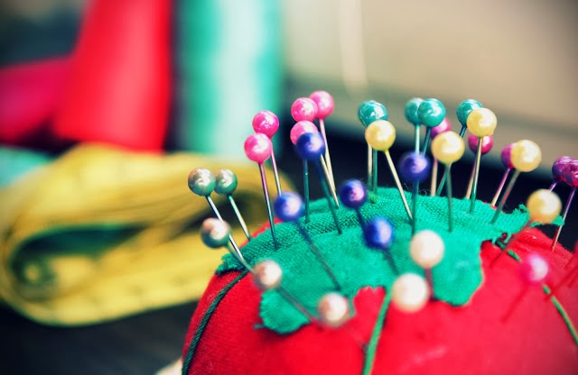 CONSEJOS PARA COMPRAR LOS MATERIALES DE COSTURA IMPRESCINDIBLES