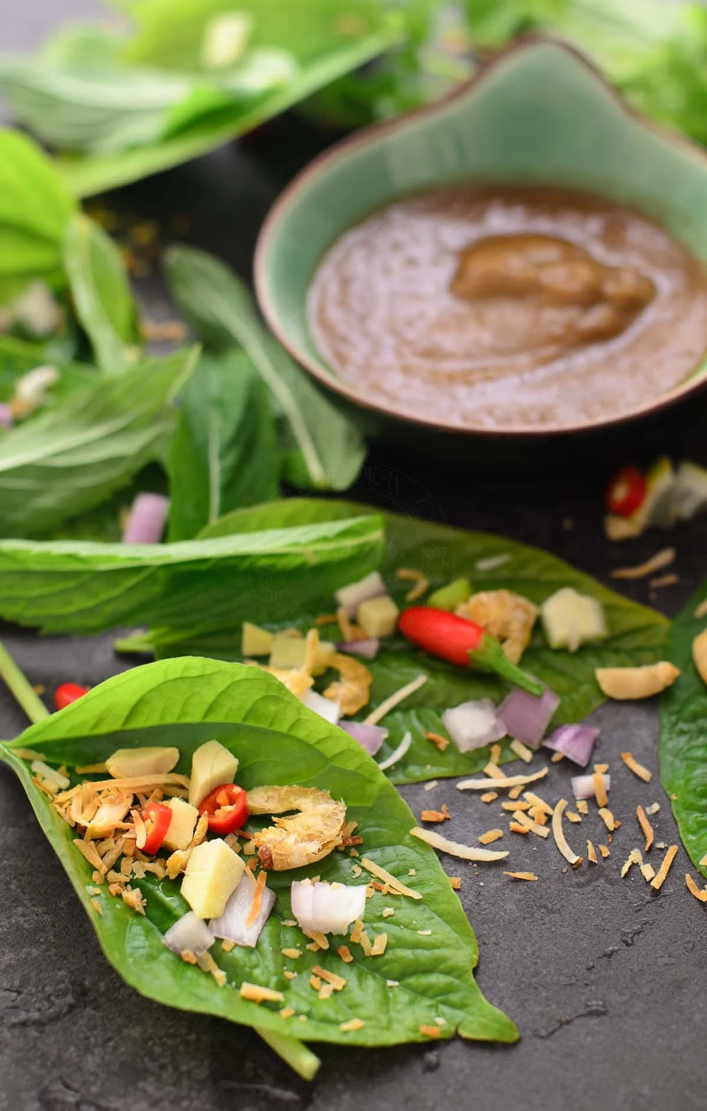 Fresh and delicious Miang Kham