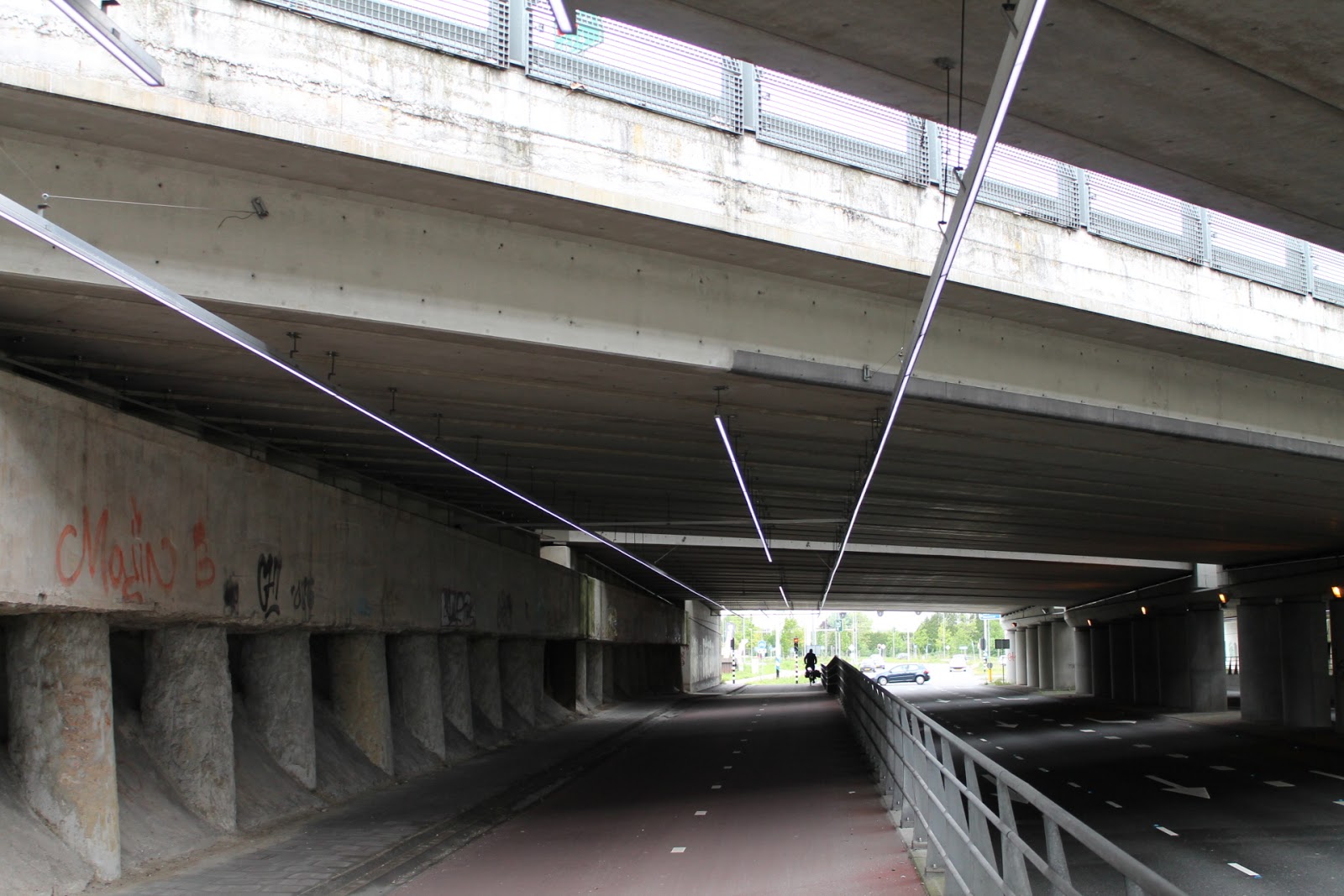 Eindeloze Omwentelingen Eindhoven bruggen en tunnels