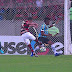 Rede social do Grêmio comete gafe e cita jogador do Inter na partida contra o Flamengo