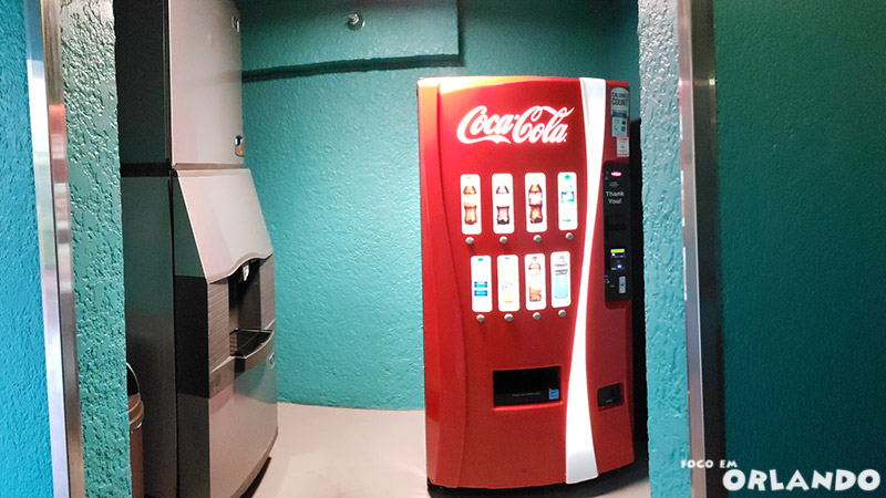 Máquina de gelo e bebidas dos Disney's All-Star Resorts