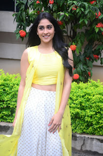 regina at jyo achyutananda success meet regina at jyo achyutananda success meet